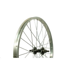 KERÉK 20-AS ELSÕ SZIMPLAFALÚ