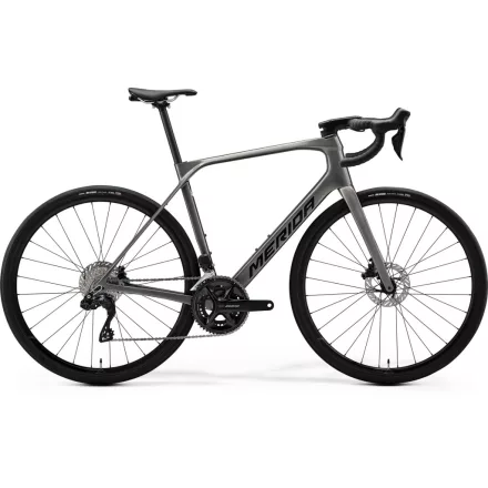 MERIDA SCULTURA ENDURANCE 6000 S SZÜRKE(FEKETE)