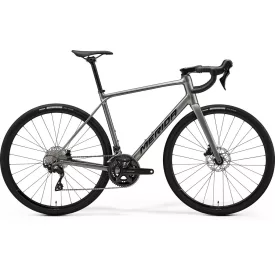 MERIDA SCULTURA ENDURANCE 400 L FEGYVERSZÜRKE (FEKETE)