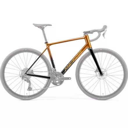 VÁZ MERIDA SCULTURA ENDURANCE GR 700 VADMÉZ (FEKETE)